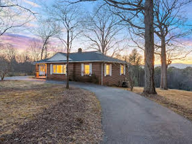 House for sale in Blue Ridge House for sale in Blue Ridge