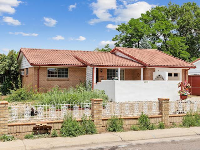 House for sale in Lakewood, Colorado