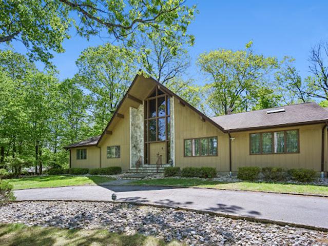 House for sale in Warren, New Jersey