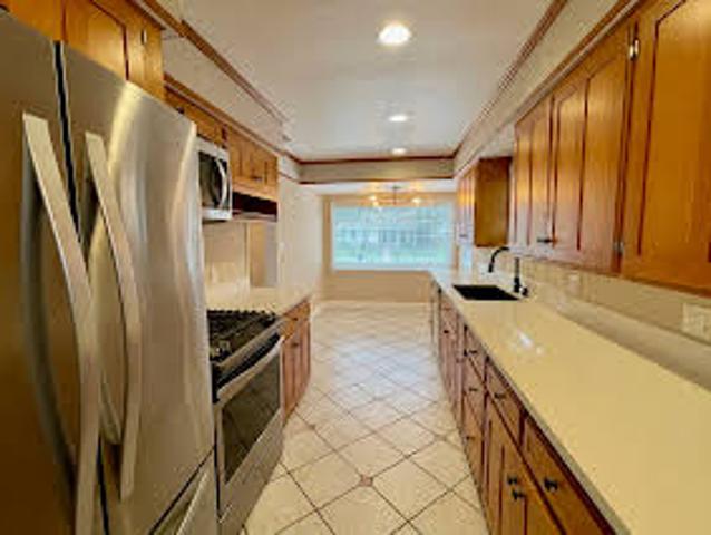 House for rent in Hawthorne