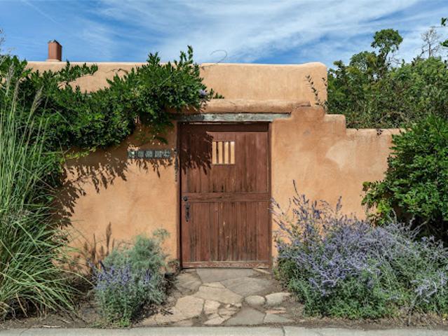 House for sale in Santa Fe, New Mexico
