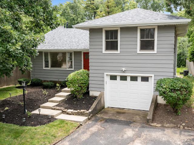 House for sale in Barrington, Illinois