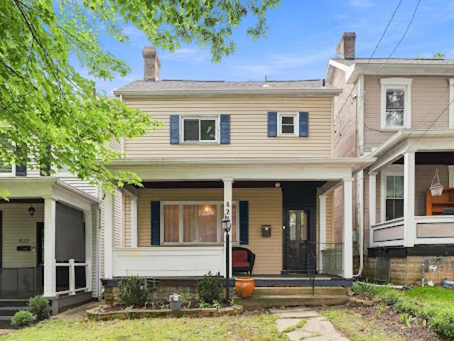 House for sale in Oakmont, Pennsylvania
