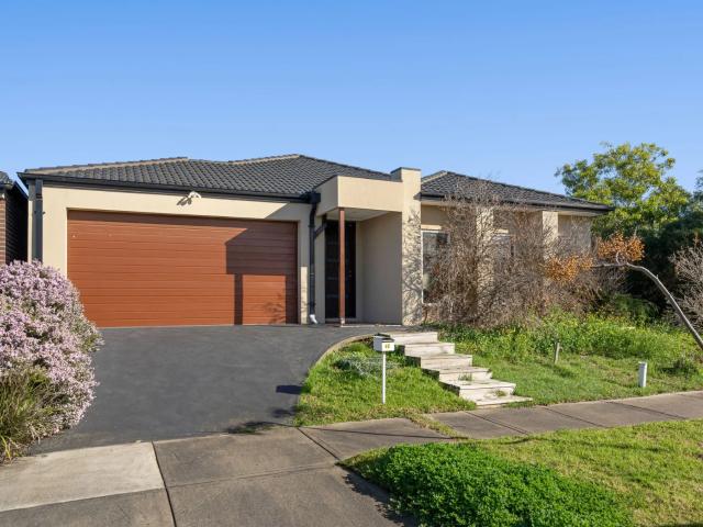 House for rent in Featherbrook, Melbourne