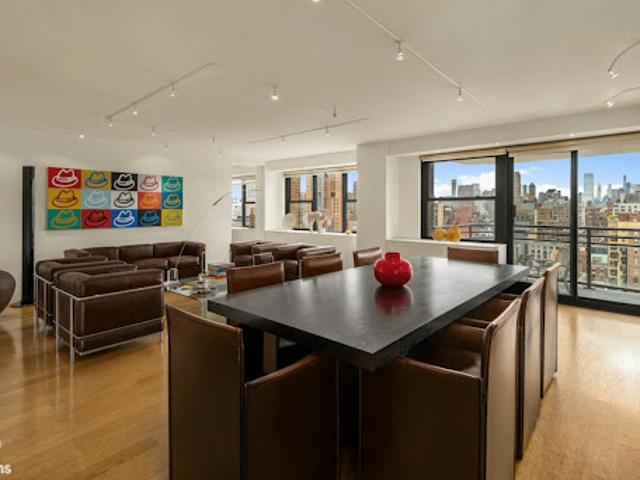 House for sale in New York, Arverne
