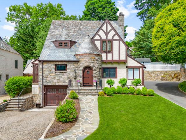 House for sale in Mount Vernon, New York
