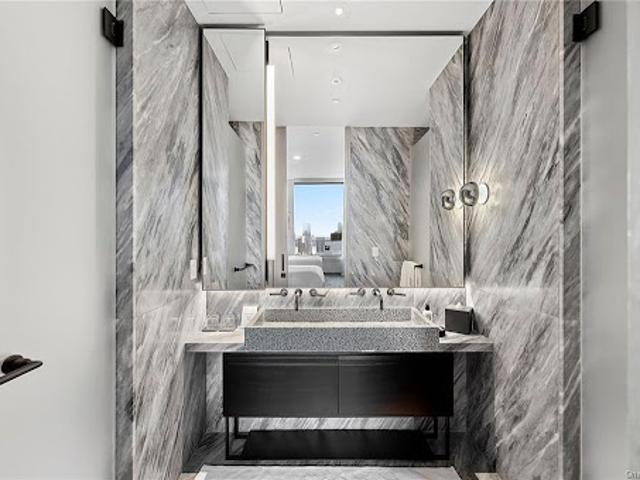 House for sale in New York