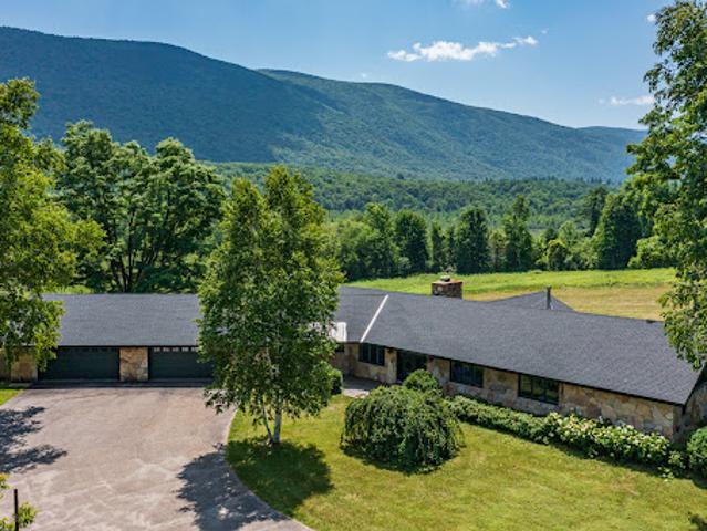 House for sale in Mount Tabor, Vermont