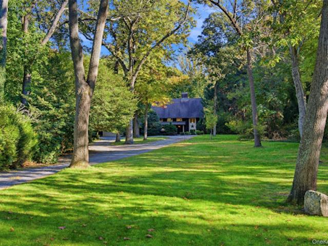 House for sale in Syosset, Nassau County