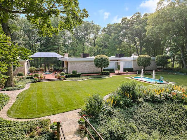 House for sale in Lake Bluff, Illinois