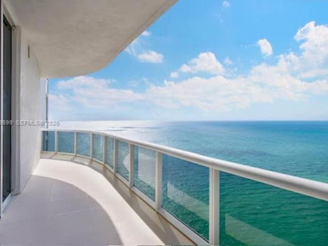 House for sale in North Miami Beach, Miami-Dade County