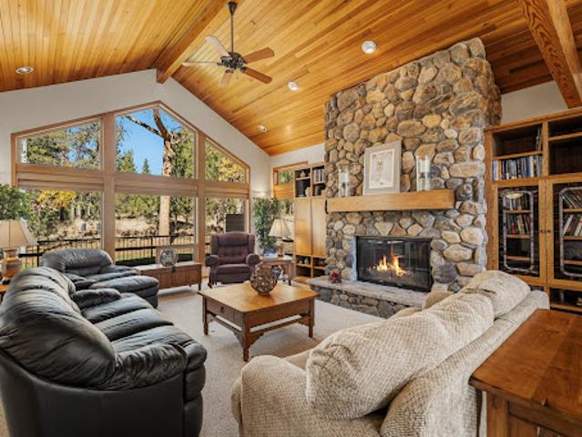 House for sale in Sunriver, Deschutes County