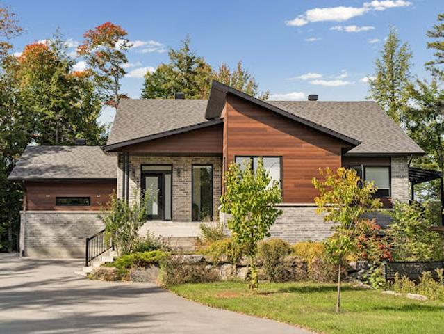 House for sale in Saint-Colomban, Laurentides