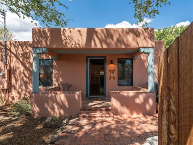 House for sale in Santa Fe, New Mexico