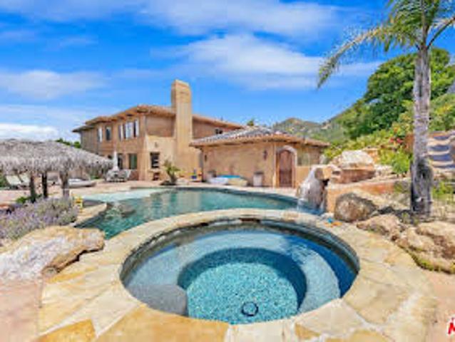 House for sale in Calabasas