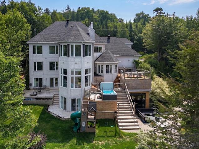 House for rent in Laurentides, Quebec