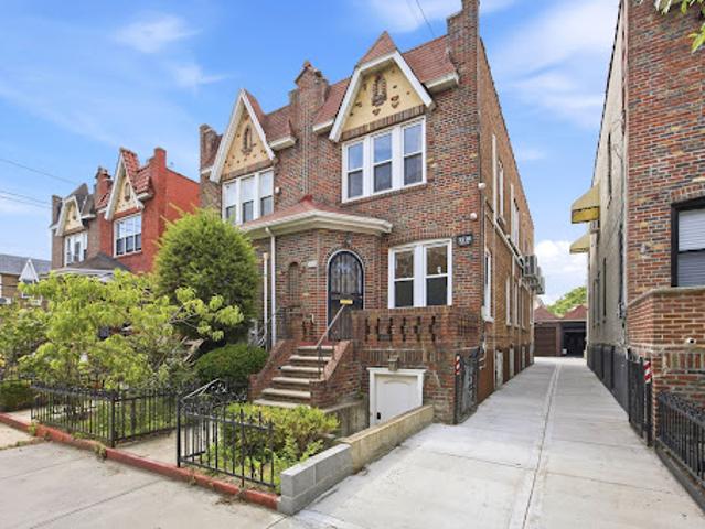 House for sale in Arverne, New York