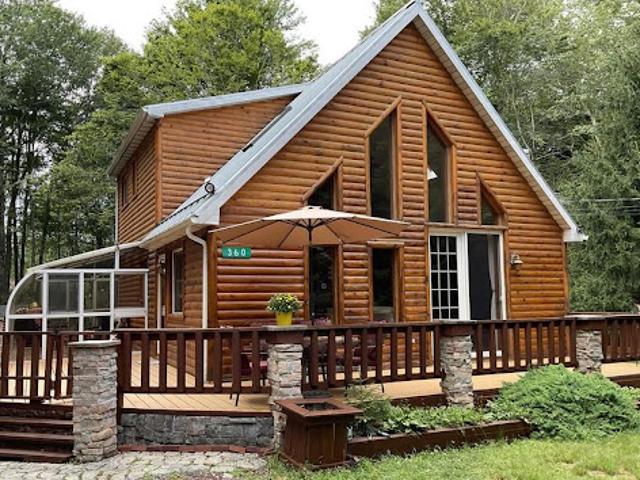 House for sale in Blakeslee, Pennsylvania