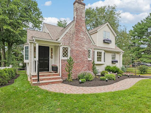 House for sale in Chatham, New Jersey