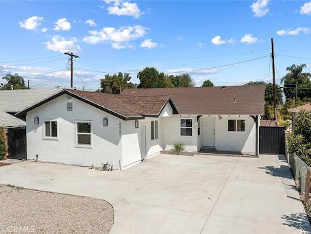 House for sale in Woodland Hills, California