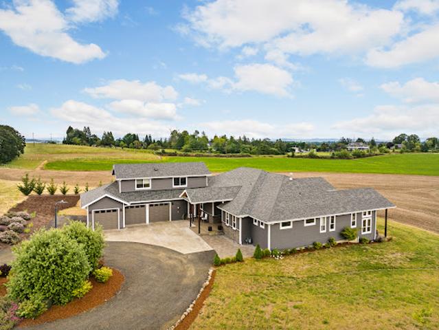 House for sale in Oregonia