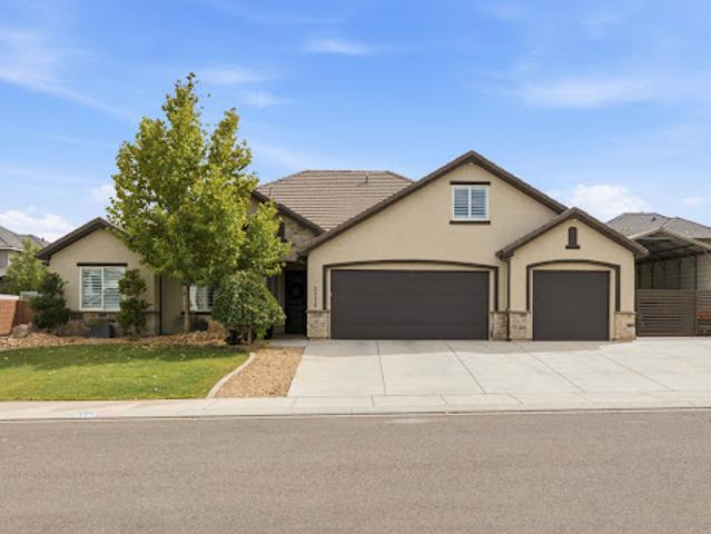 House for sale in Saint George, Utah