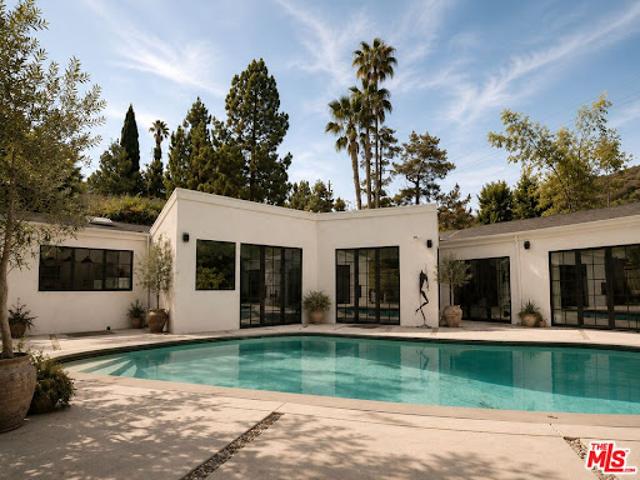 House for sale in Canoga Park, California