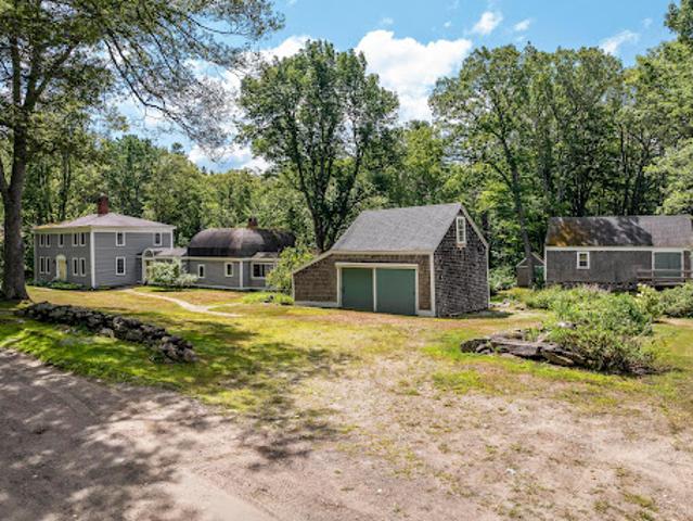 House for sale in Edgecomb, Maine