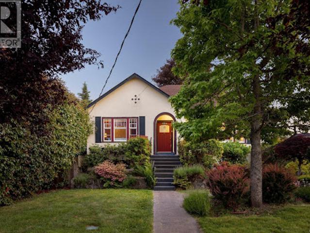 House for sale in Oak Bay, British Columbia