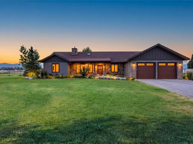 House for sale in Ravalli, Montana