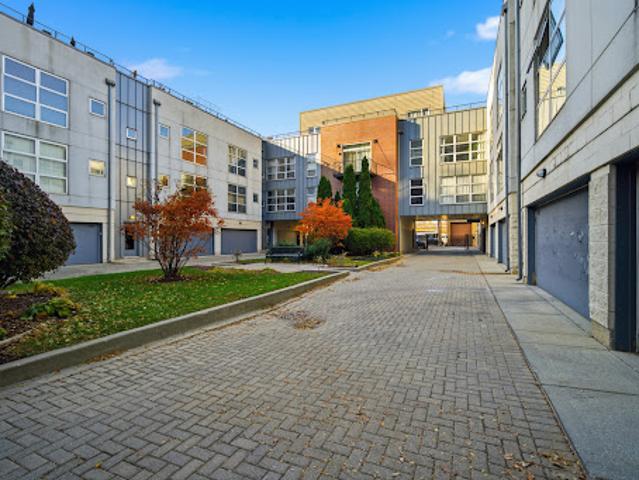 House for sale in Chicago Park, Illinois