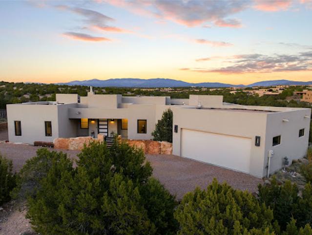 House for sale in Santa Fe, New Mexico
