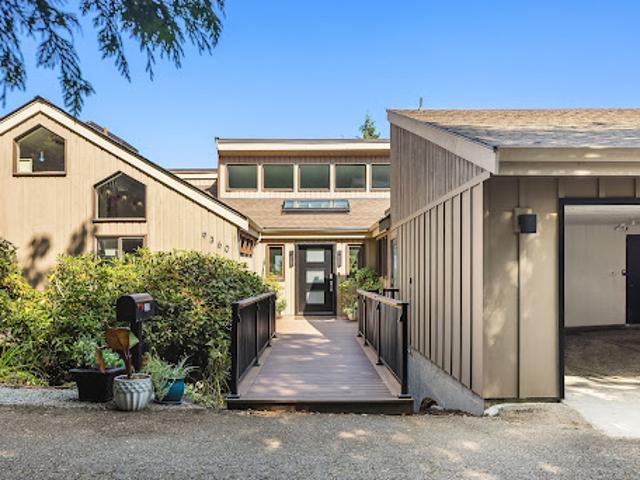 House for sale in Mercer Island, Washington