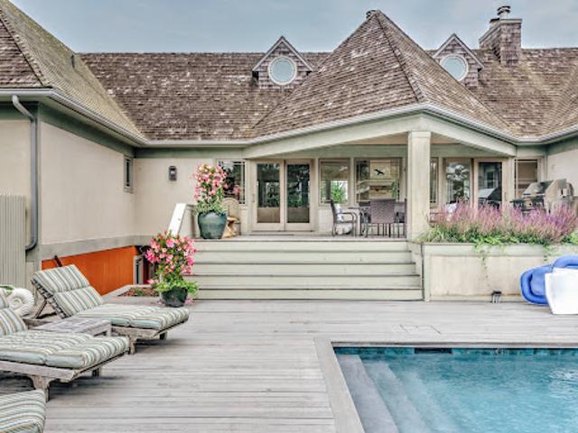 House for sale in Wainscott, New York