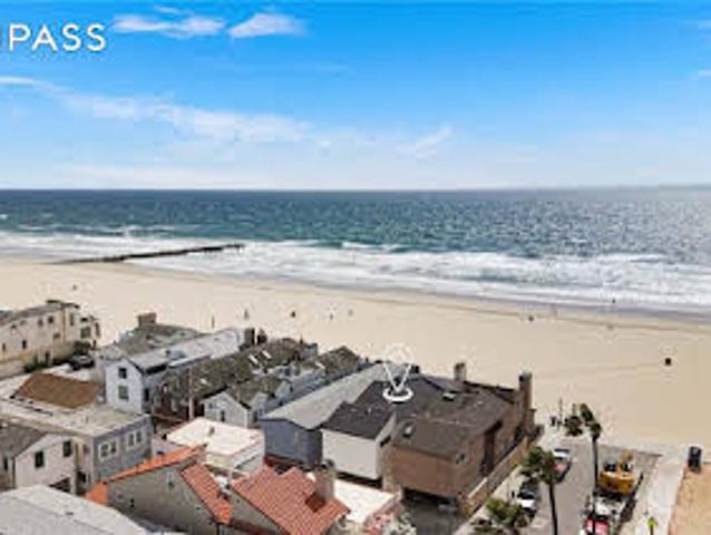 House for sale in Newport Beach