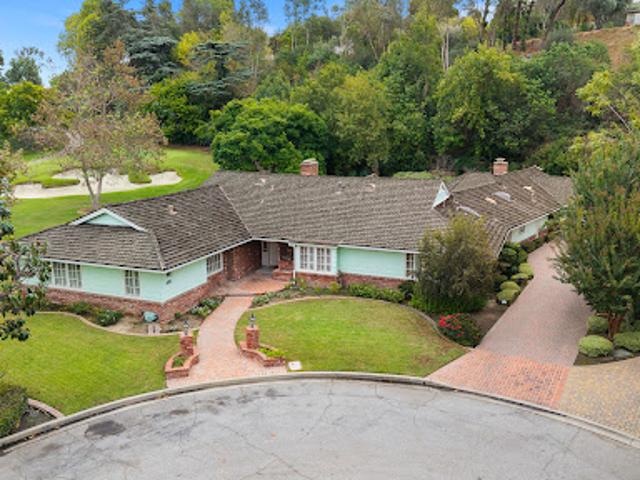 House for sale in Long Beach, Los Angeles County