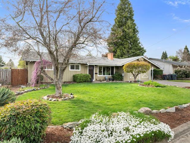 House for sale in Oregonia