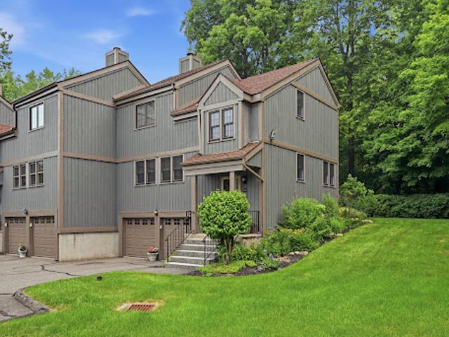 House for sale in Brookfield, Connecticut