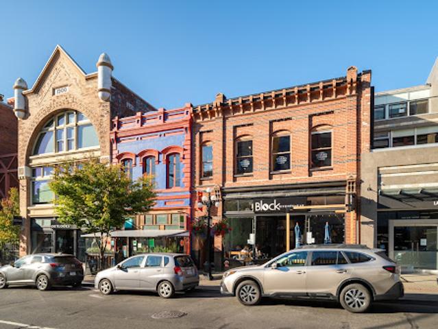 House for sale in Victoria, British Columbia