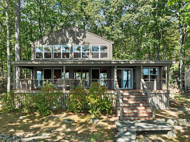 House for sale in New Hampshire