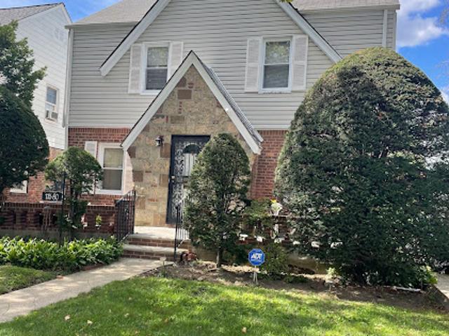 House for sale in Queens, Arverne