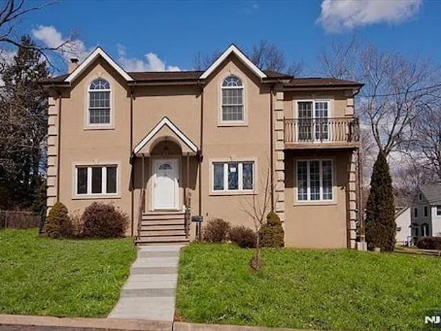 House for sale in Cresskill, New Jersey