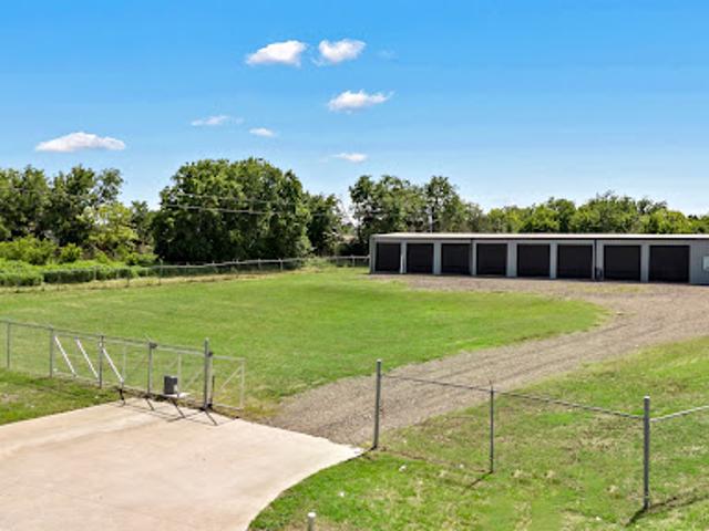 House for sale in Chappell Hill, Texas