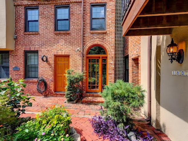 House for sale in Gibsonton, Maryland