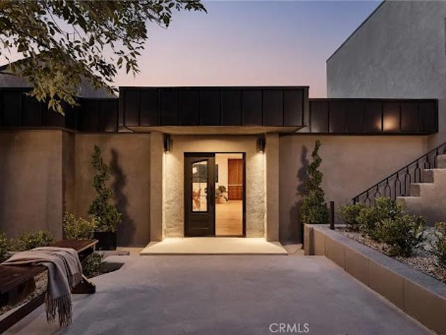 House for sale in Studio City Neighborhood Council District, Canoga Park
