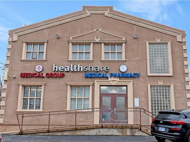 House for sale in Ancaster, Ontario