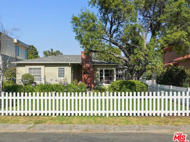 House for sale in Sherman Oaks Neighborhood Council District, Canoga Park