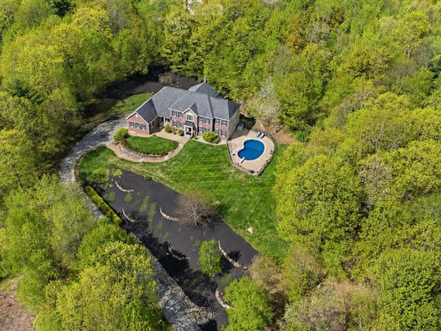 House for sale in New Hampshire