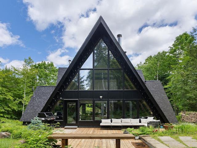 House for rent in Laurentides, Quebec