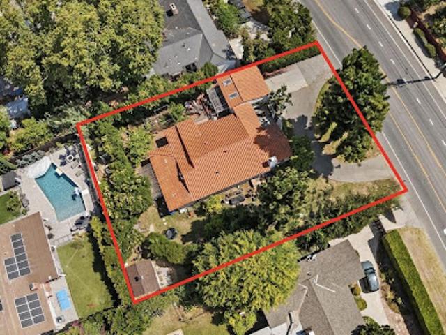 House for sale in Sherman Oaks Neighborhood Council District, Canoga Park